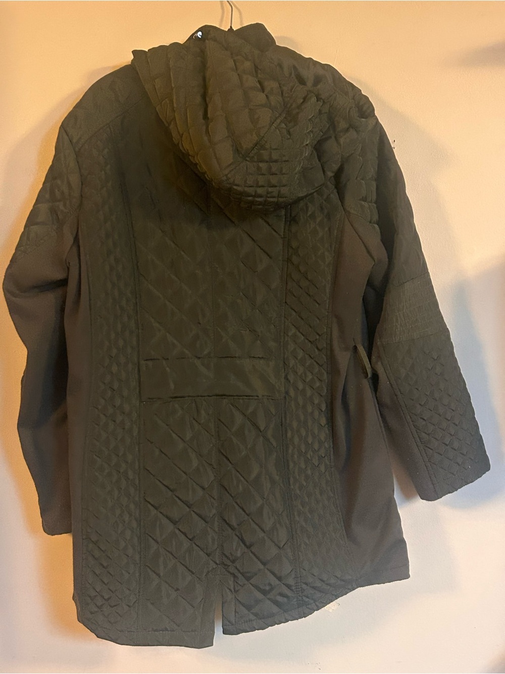 WOMANS WINTER COAT
Sebby Collection - Picture 6 of 6